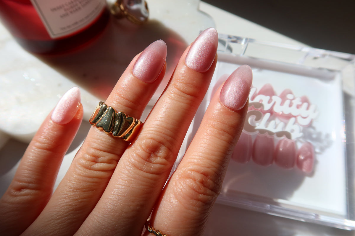 Aliyah pink cat eye press-on nails - Clarity Club nails reviews NZ