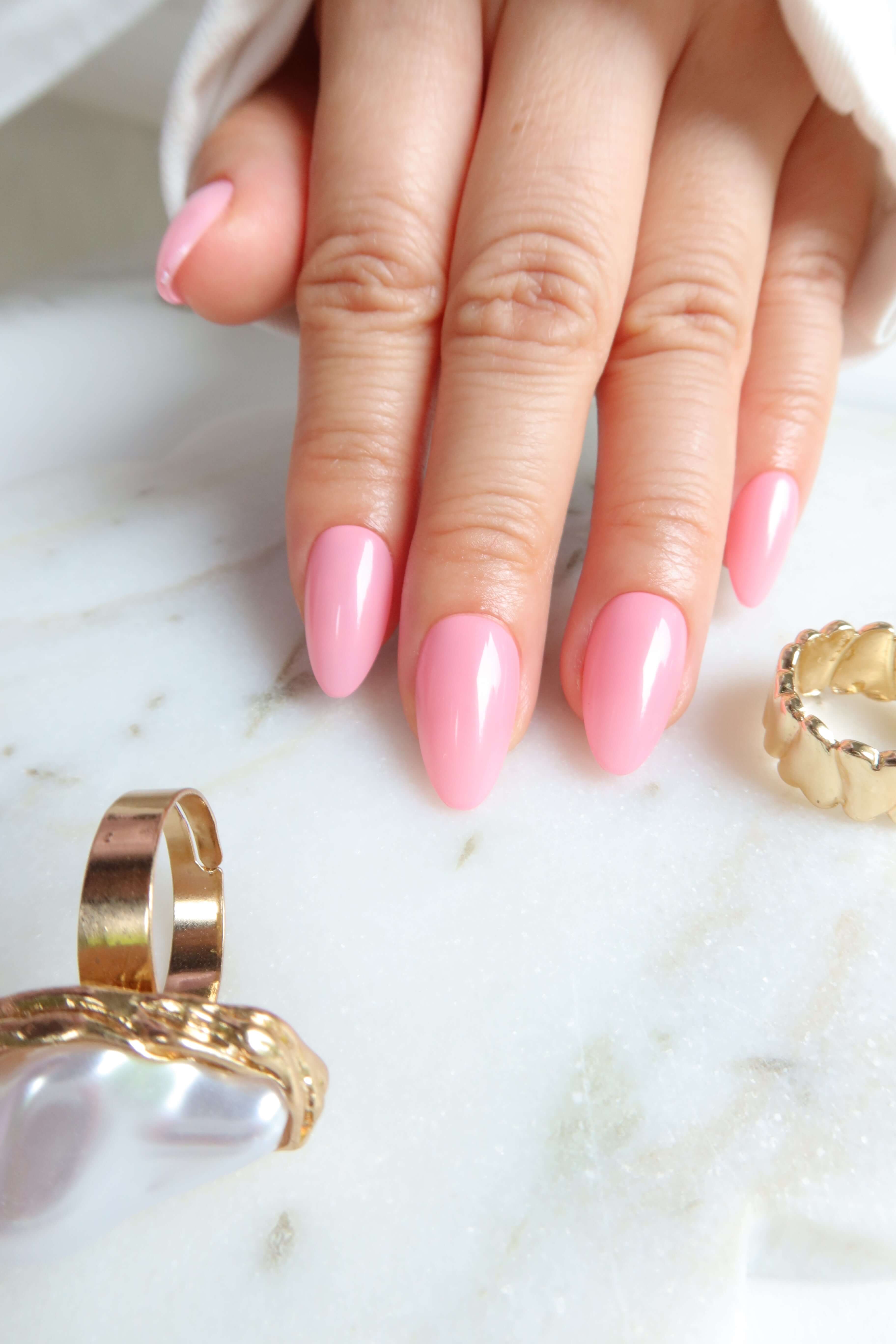 high quality thick press on nails. barbie pink nails. salon grade press on nails New Zealand 