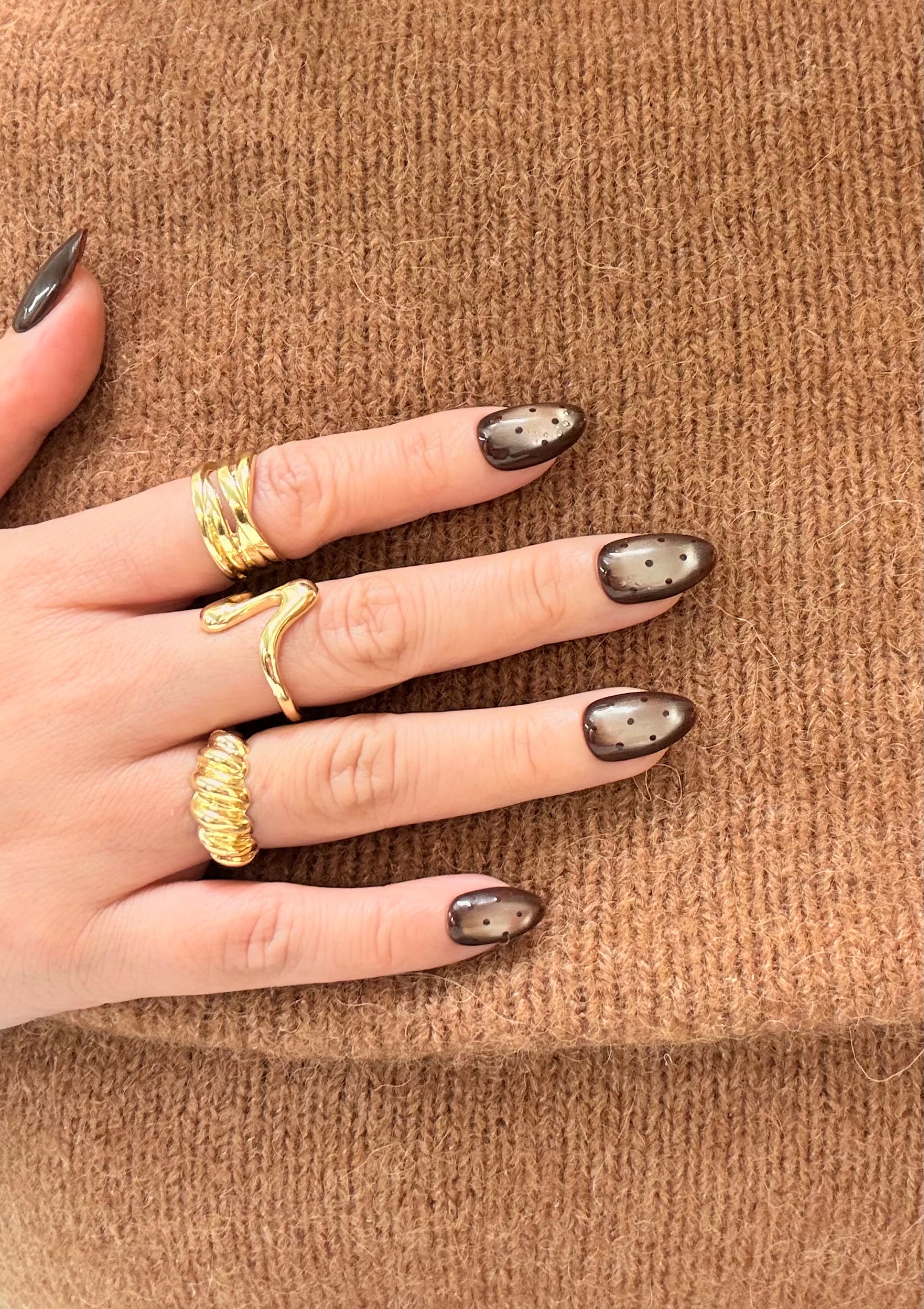 Espresso Dots - Brown Cat Eye Press On Nails