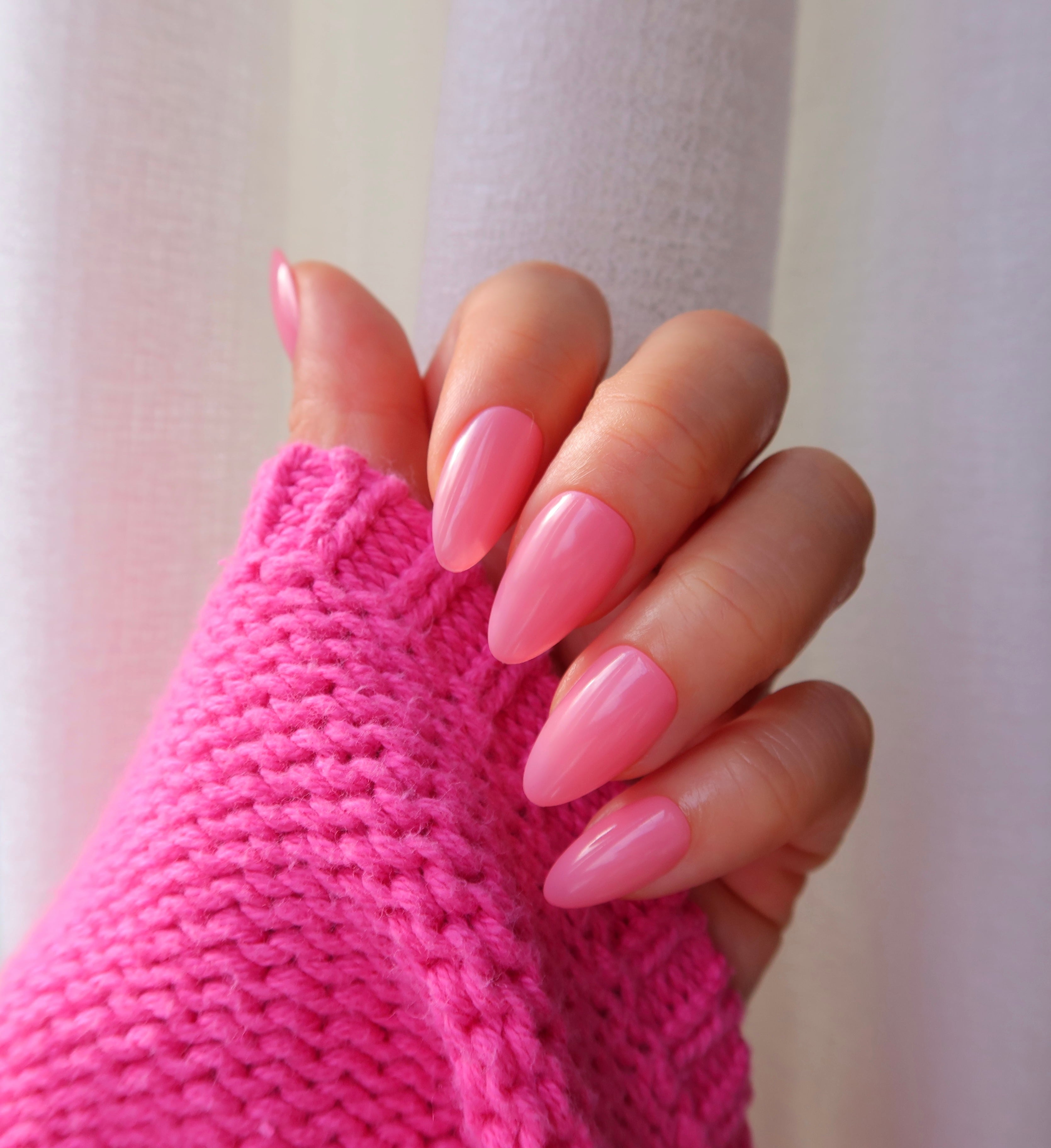 Cotton Candy (acrylic•short almond)