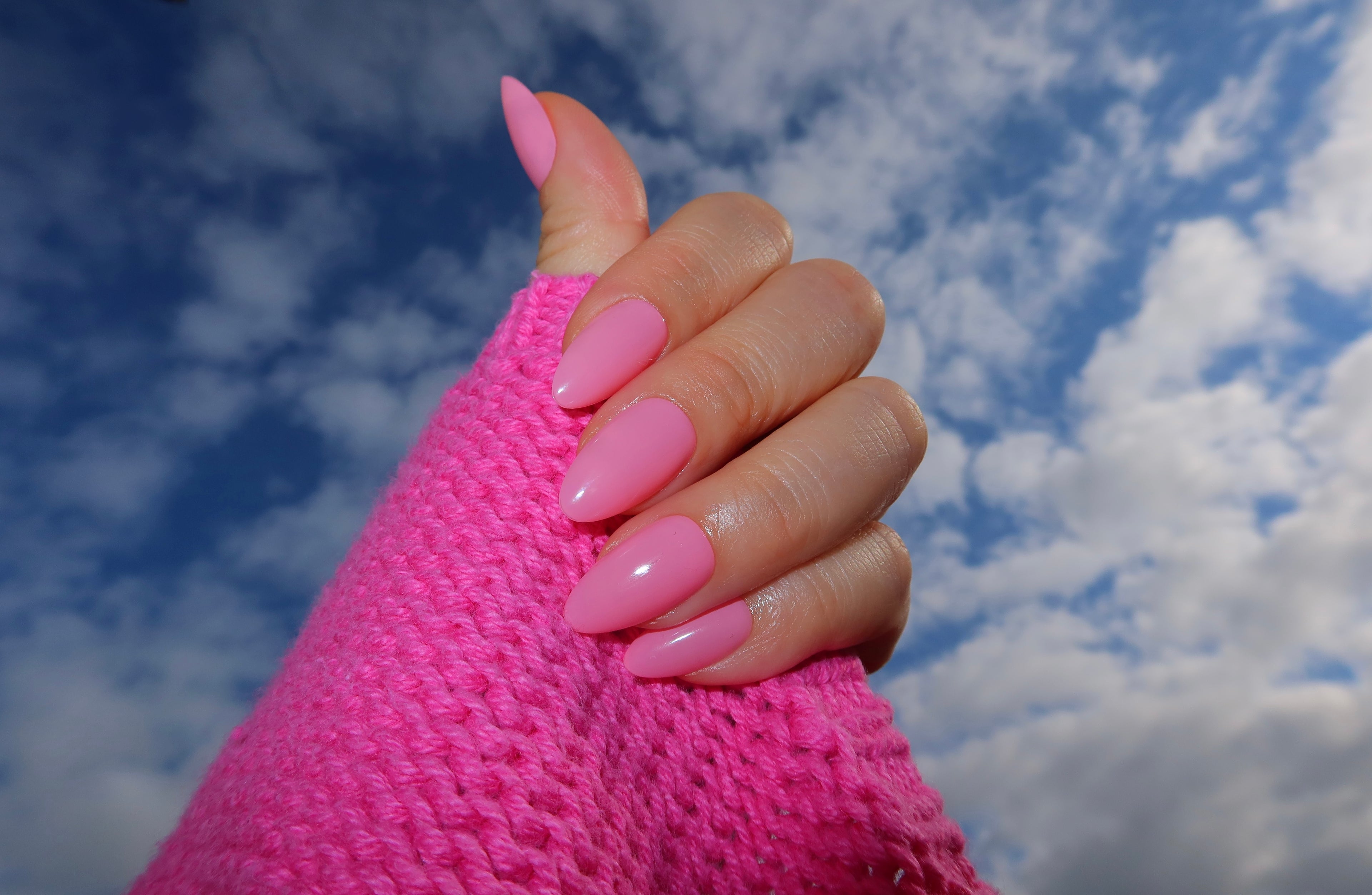 Cotton Candy (acrylic•short almond)