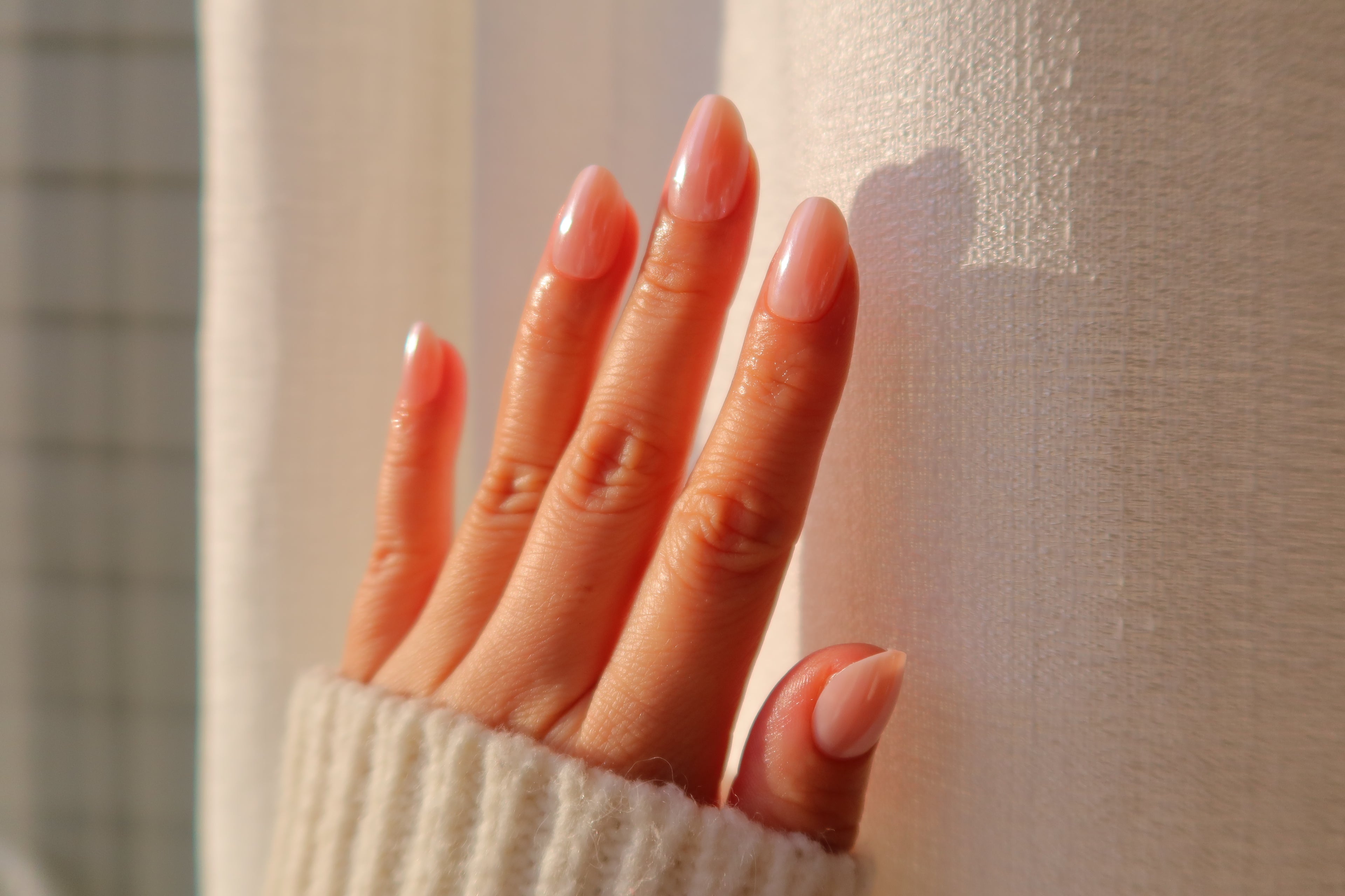 Glazed Rosé (acrylic•short oval)