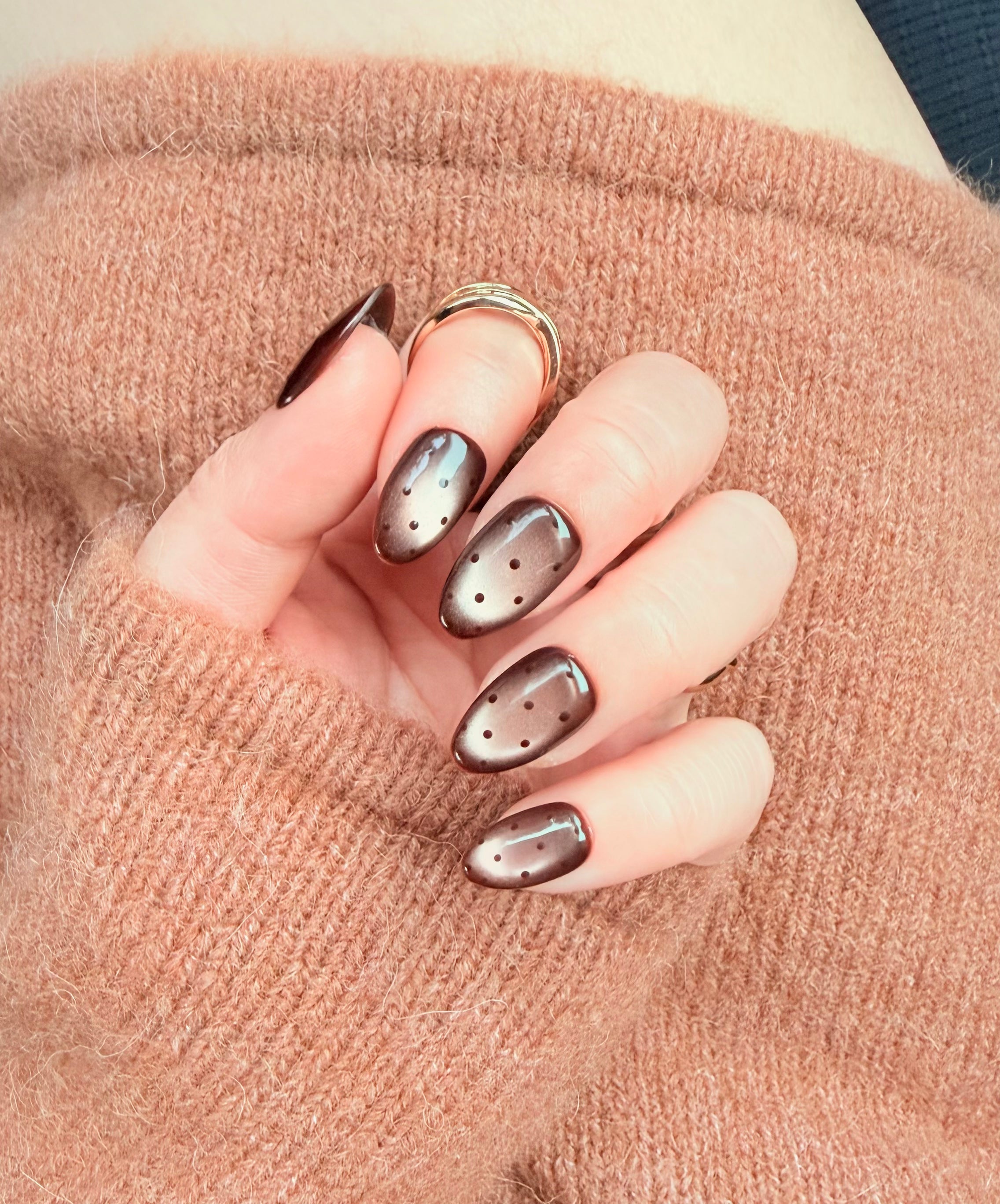 Espresso Dots - Brown Cat Eye Press On Nails