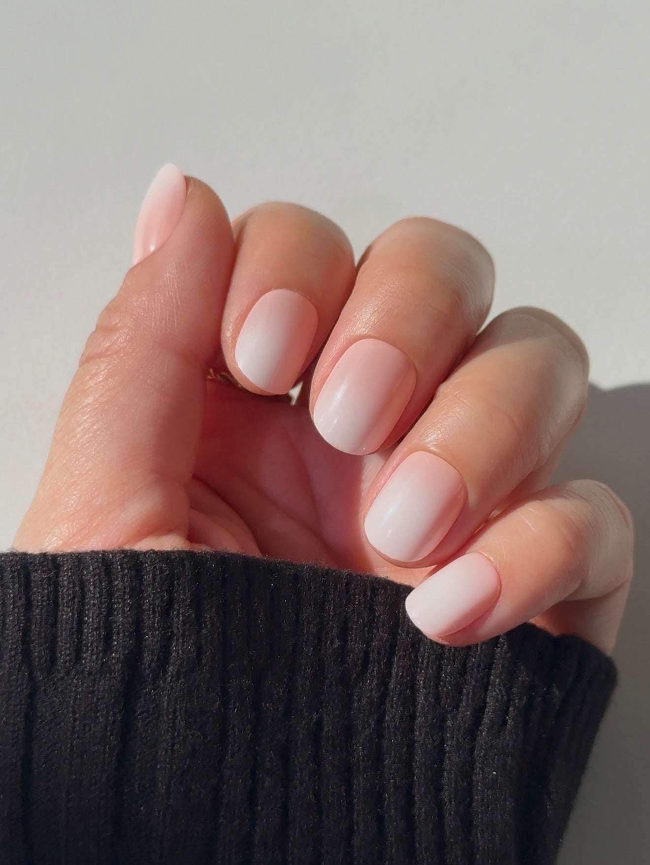 Baby boomer ombré short press on nails 