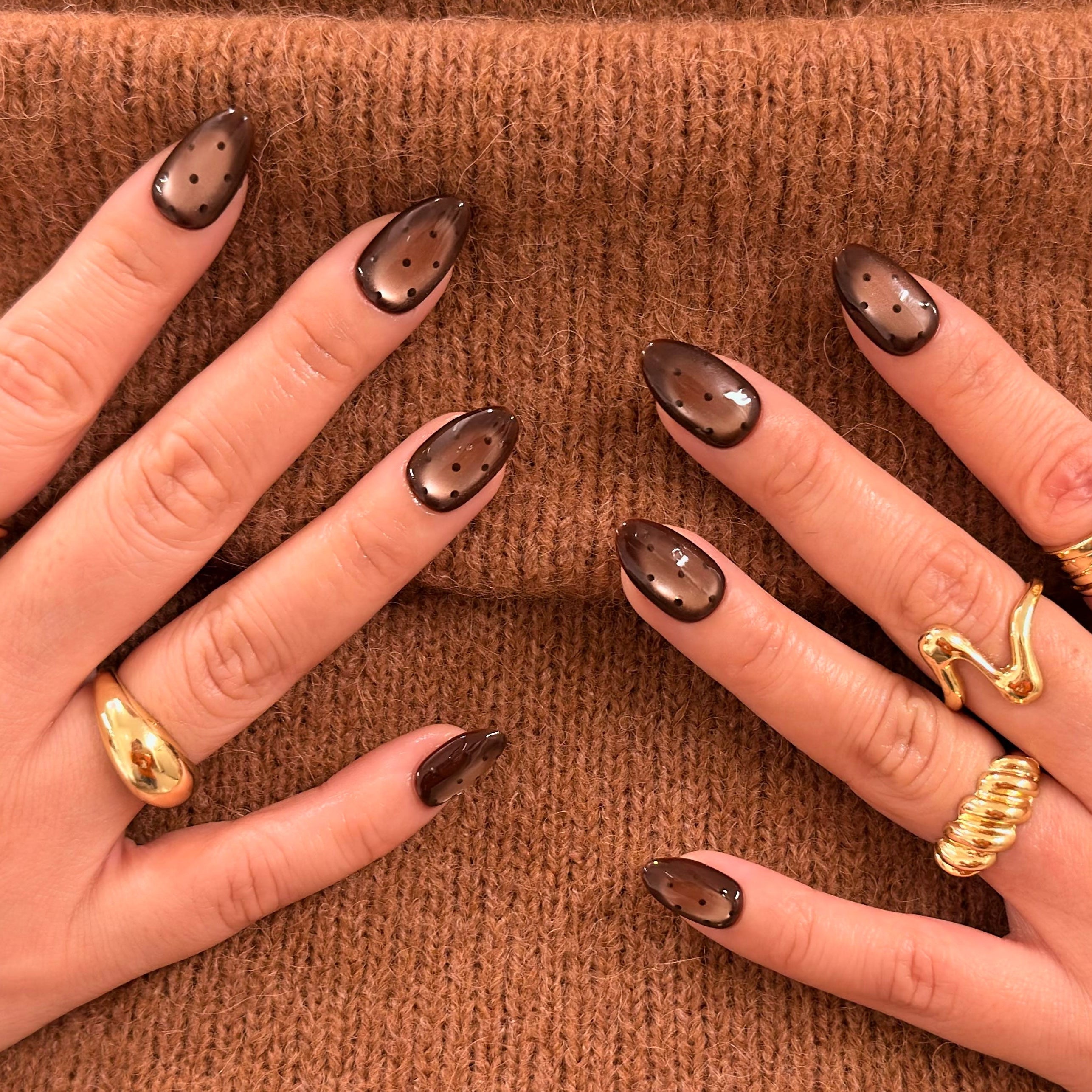 Brown cat eye polka dots press on nails NZ 